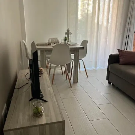 De 2 Apartment