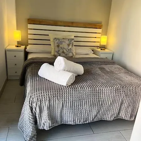 Apartment De 2 *